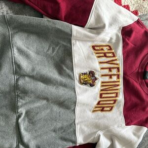 American Eagle Outfitters Gryffindor Sweatshirt - Red, White, Gray